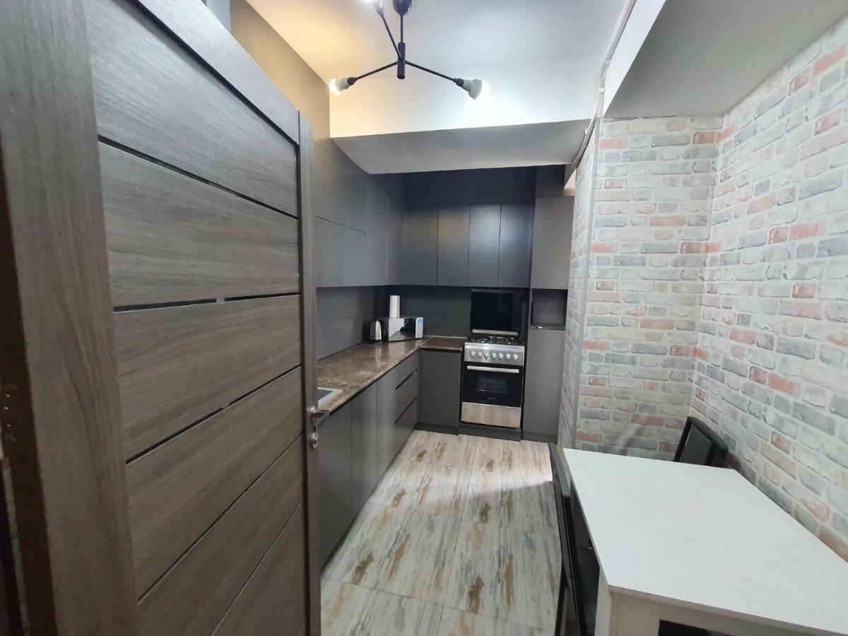 Apartment In Yerevan On Amiryan Street Exterior photo